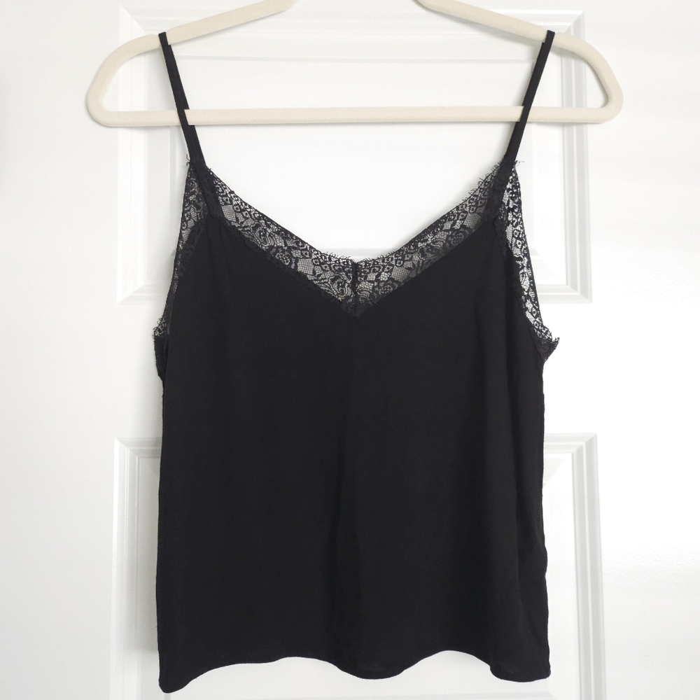 Forever 21 Black Lace Trim Blouse Cami Top ✨️ LIKE NEW ✨️